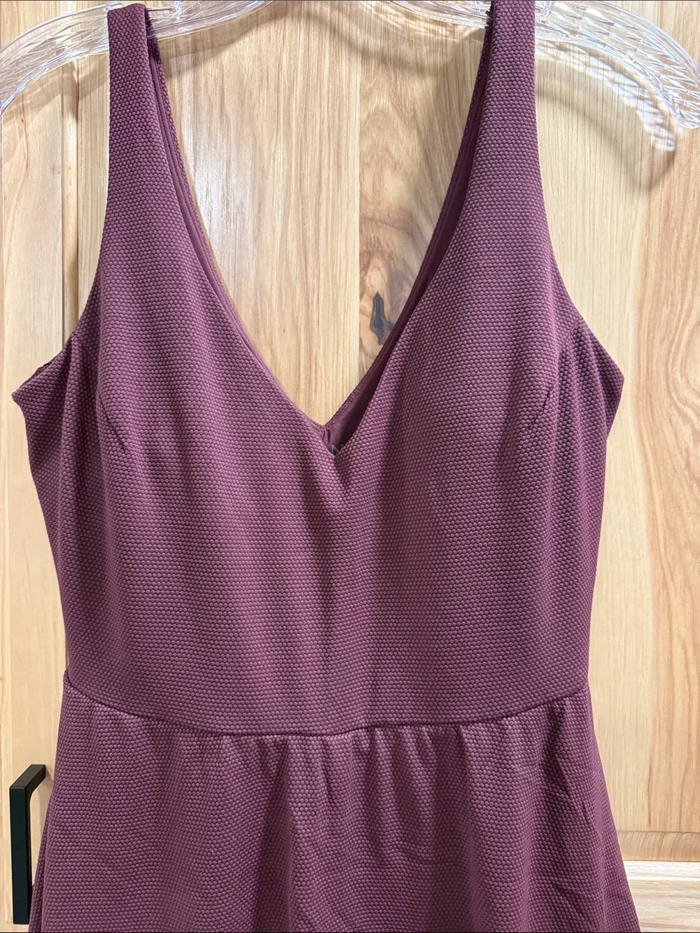 SPANX Pique’ Size L Textured V-Neck Mini Swim Bathing Suit Dress in Burgundy